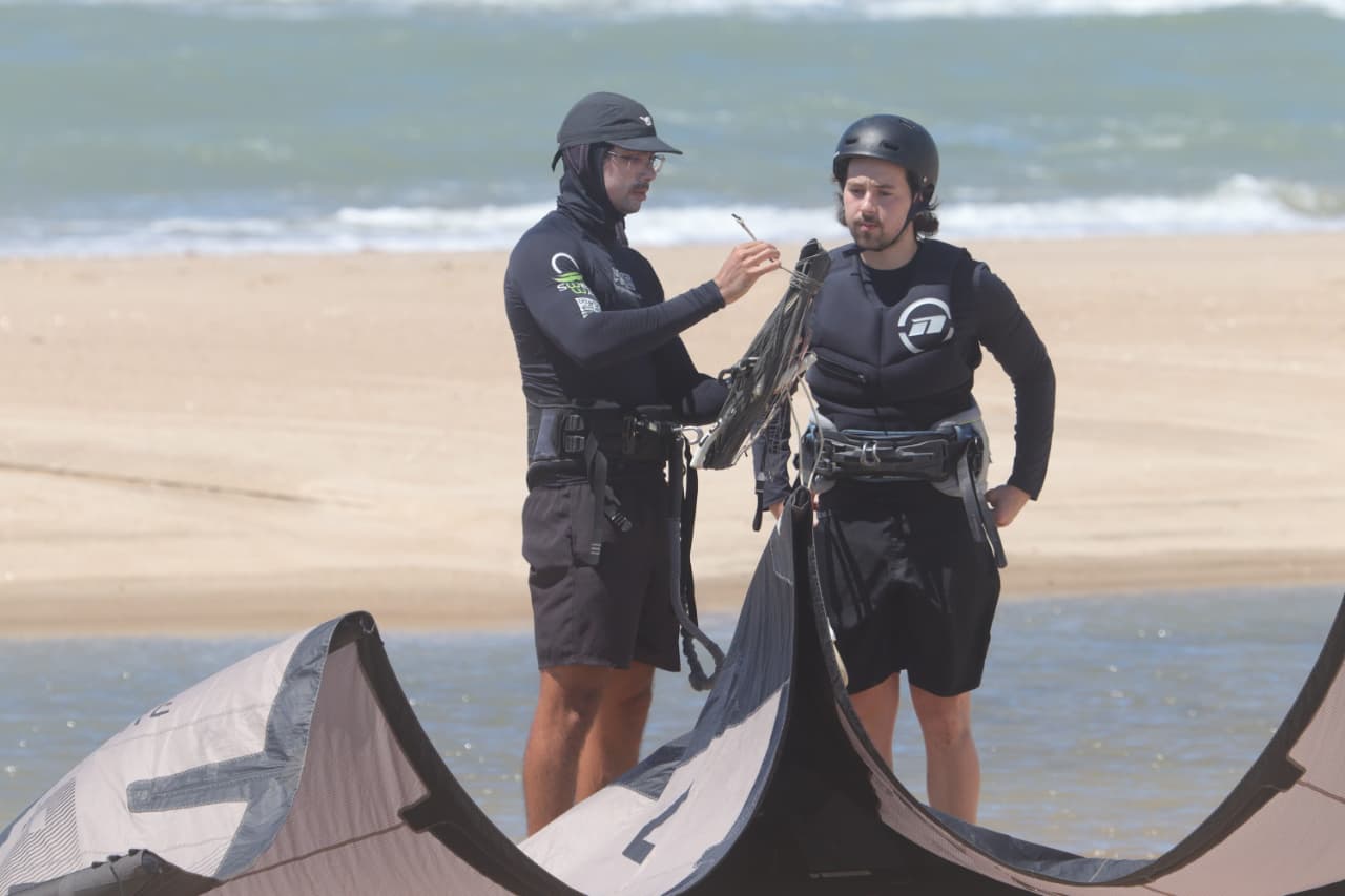 Aula de kitesurf no Rio Pacoti